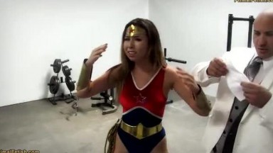 Melissa Moore Wonder Girl Broken